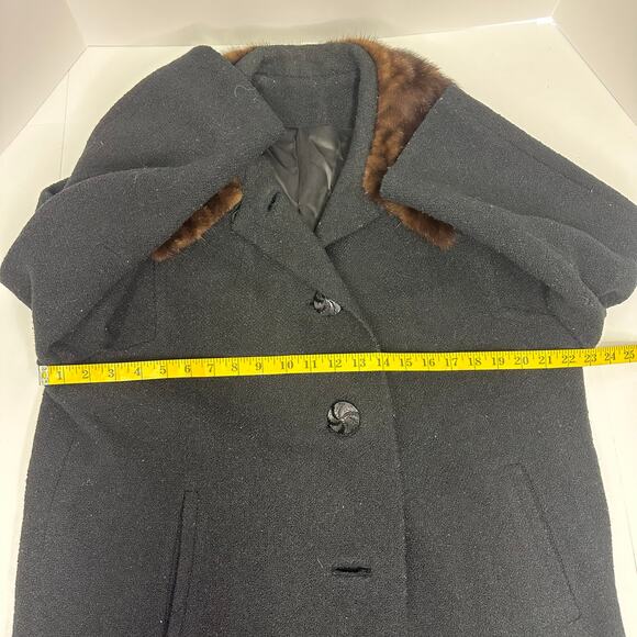 Vintage Lady Lambrell Black Wool Coat with Faux Fur Collar - Size M/L - Picture 7 of 12